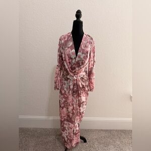 Alexia Admor Pink Floral Midi Wrap Robe Dress Romantic Boho Chic